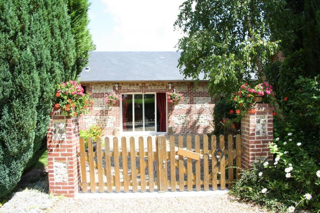 Vila L'Ecurie D'Hubert Gerponville Exteriér fotografie